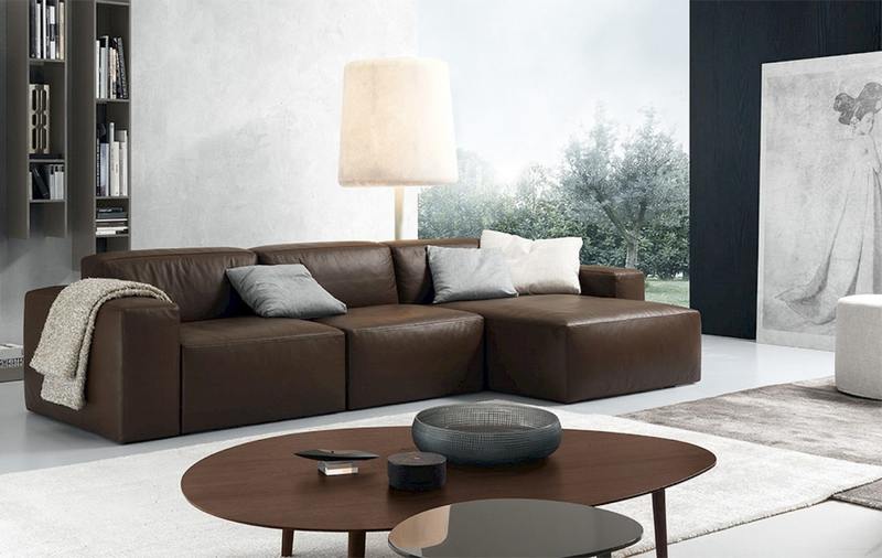 konkurs Showroom Logan